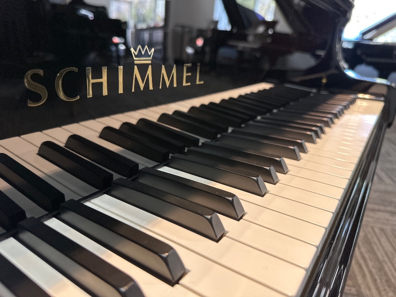 Additional image for Schimmel C213T
